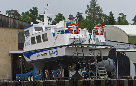 Bella i Kewatec Aluboats varvshall 2010-06-18