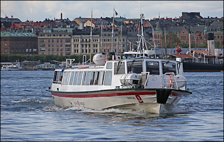 Delfin XII p Ladugrdslandsviken, Stockholm 2019-08-12