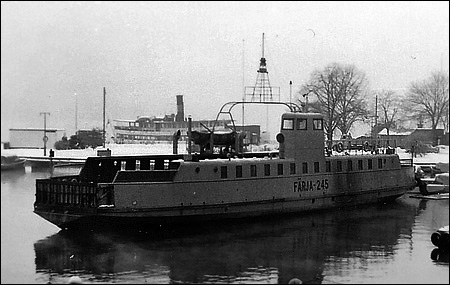 Frja 61/245 i smbtshamnen, Vaxholm 1965-12