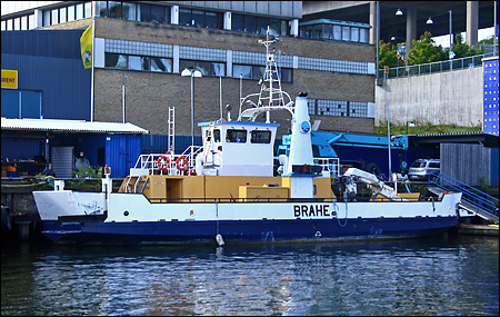 Brahe i Hammarbykanalen, Stockholm 2010-09-04
