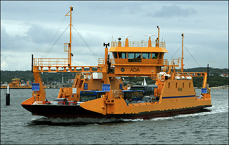 Ada utanför Lilla Varholmen 2002-09-29