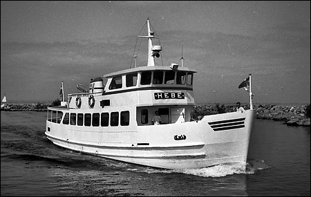 Hebe V i Gr�nna hamn, Gr�nna