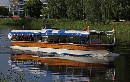 Laxen vid Vgmstaren, Karlstad 2014-07-01