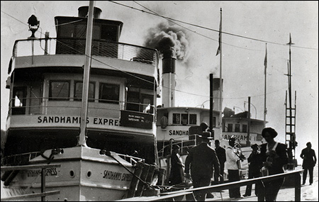 Sandhamns Express vid Rntmstartrappan, Stockholm ca. 1930