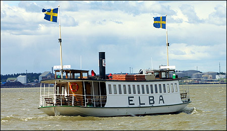 Elba vid :a Holmen, Vsters 2004-06-16