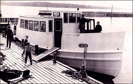 Tor i Visings hamn vid ombyggnaden frn bogserbt till passagerarfartyg 1965