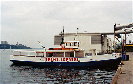 Tivoliexpressen som Event Express i Ropsten, Stockholm 2000-07-15