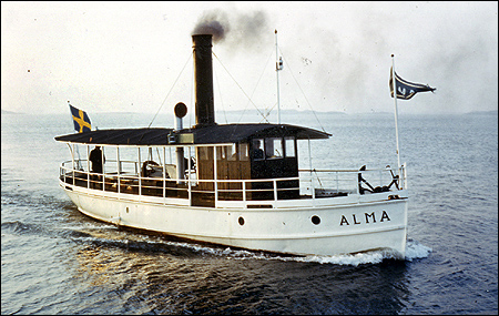 Alma af Stafre utanf�r L�ngedrag 1972