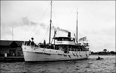 �sthammar I vid �sthammars �ngb�tsbrygga ca 1920