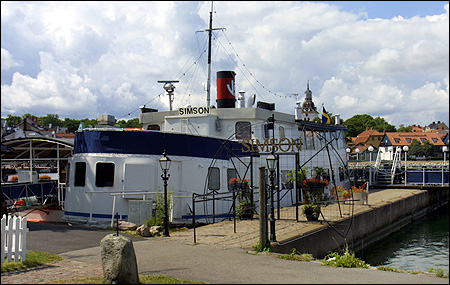 Simson som restaurang i V�stervik 2005-07-19