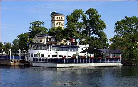 Simson som restaurang i V�stervik 2005-07-19