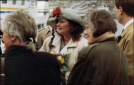 Gudmor, operasngerskan Sylvia Lindenstrand.