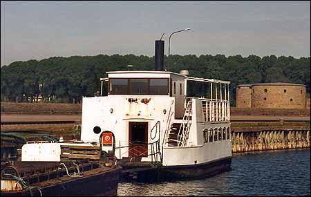 Sophia II i Nya hamnbass�ngen, Kalmar 2005-05-29