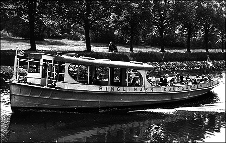 Sj�buss 3 i Djurg�rdsbrunnskanalen, Stockholm 1965-06-13