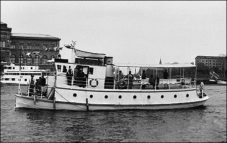 W�dd� Kanal p� Str�mmen, Stockholm 1987-05-16