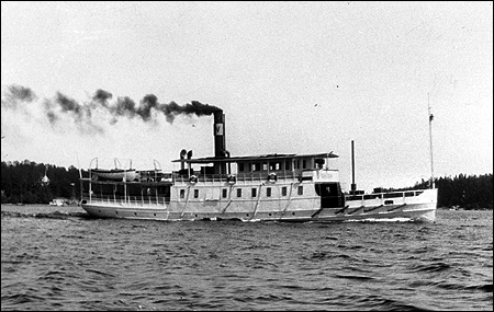 V�stan p� Norra Vaxholmsfj�rden, Vaxholm 1932-07-02