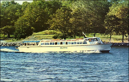 Delfin X vid Biskopsudden, Stockholm