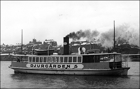Djurg�rden 5 vid Slussen, Stockholm 1955-04-22