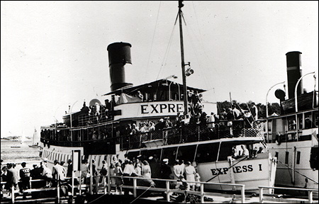 Express I i Sandhamn