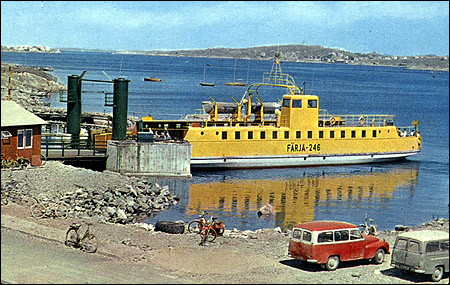 Färja 61/246 vid färjeläget, Öckerö