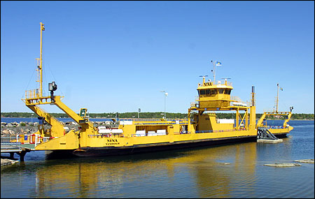 Nina i Öregrund 2004-06-03