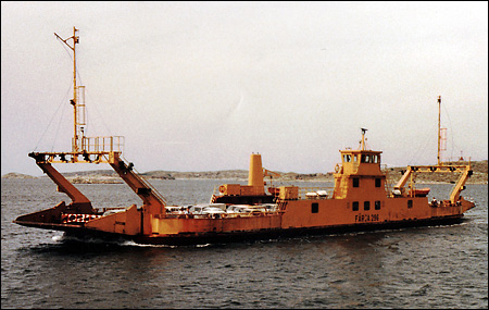 Färja 61/296 på Hönöleden, Öckerö 1981-06-04