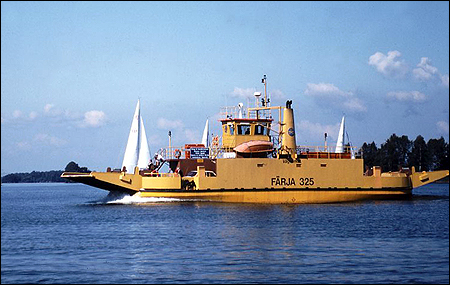 F�rja 61/325 p� Vin�leden, Hj�lmaren 1988-08-27