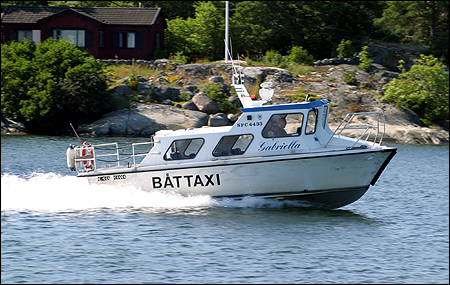 Gabriella utanf�r Dr�ngsholmen, M�ja 2004-07-20