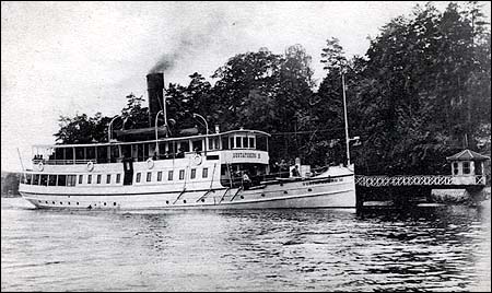 Gustafsberg III vid Skuru brygga