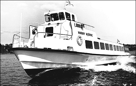 Harry Hjörne utanför Lidingö vid leveransen 1971-04-14