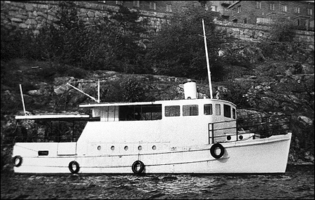 Hebe IV utanf�r Fredh�ll, Stockholm 1966