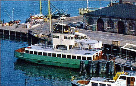 Hugo Hammar vid Packhuskajen, G�teborg