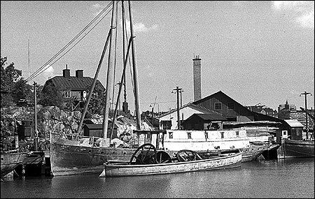 Filip skrotas vid Mlarvarvet, Stockholm 1952