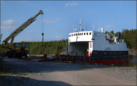 Lote under ombyggnad i Sbyviken 2003-05-28