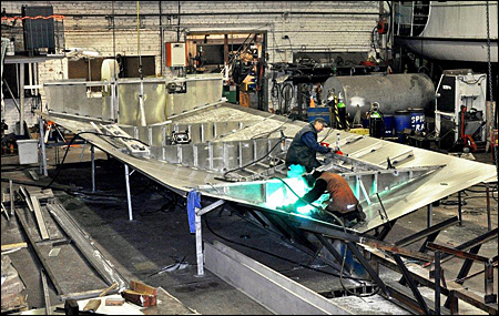 Lotsen 1 p� Boghammar Marin AB, Liding�