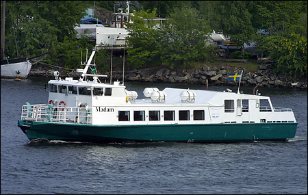 Madam af Gotska Sand�n vid Beckholmen, Stockholm 2003-06-04