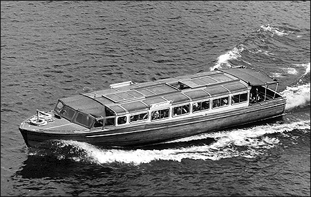 Forsman 7 under V�sterbron, Stockholm 1973-06-16