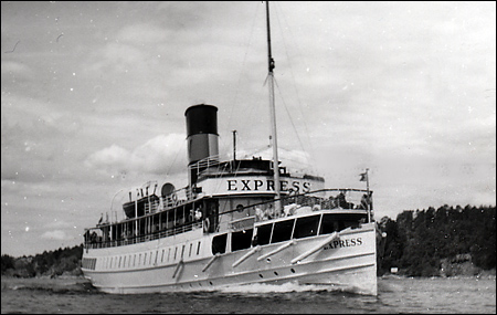 Express i Lindalssundet, Vrmd 1962-07-18
