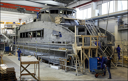 Riv� av G�teborg i Br�drene Aas varvshall 2010-05-19