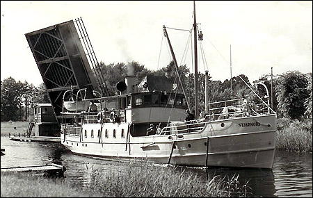 Stj�rnorp vid R�desund, G�ta kanal