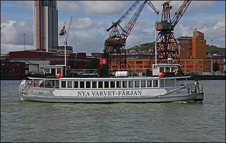 Djurg�rden 7 som Nya Varvet-F�rjan p� G�ta �lv, G�teborg 2022-08-09