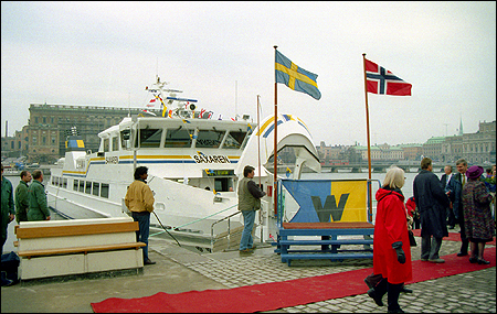 Saxaren ankommer Stockholm med norsk flagg 1999-04-17