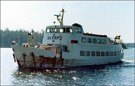 Skarpö vid Bernhardsro brygga, Lindalssundet 1974