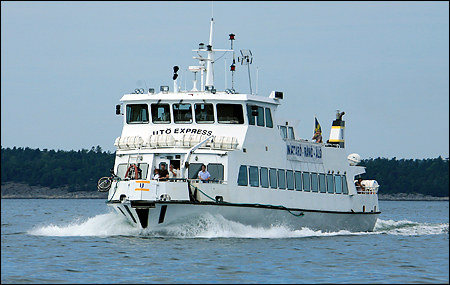 Ut� Express vid �rngrund, Nyn�shamn 2008-08-01