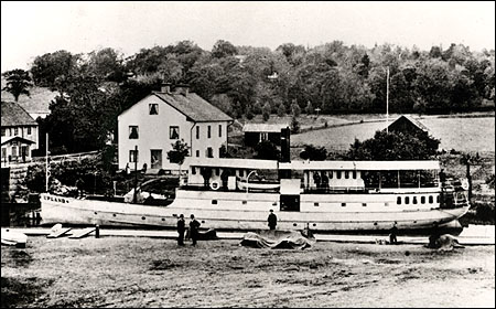 Upland i �rsundsbro hamn i slutet av 1800-talet