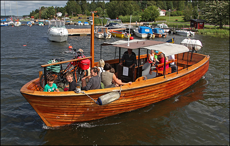 V�l�n II vid V�l�sundsbryggan, Kristinehamn 2011-08-06