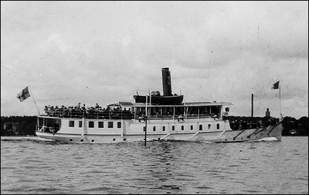 William Lindberg i Ten�sund, Vaxholm 1928-08-12